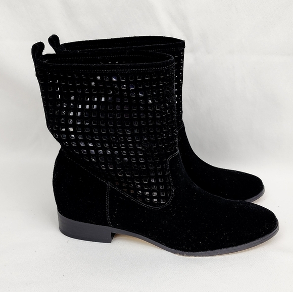 Michael kors black slip on ankle bootie - Picture 1 of 10